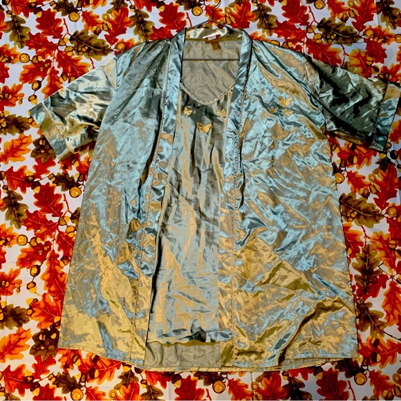 Vintage Slip & Robe Set - Picture 2 of 7